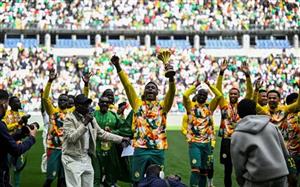 Senegal vẫn ngang nhiên diễu hành ăn mừng dù bị tước chức vô địch Châu Phi