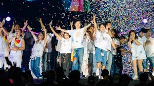 Hoàng Dũng trình diễn liên tục 3 tiếng trong concert quy mô nhất sự nghiệp