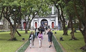 Thời tiết ngày 30/3: Nắng nóng bao trùm, nhiều nơi xuất hiện mưa dông cục bộ