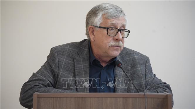 Tiến sỹ lịch sử, chuyên gia nghiên cứu hàng đầu tại Trung tâm nghiên cứu Việt Nam và ASEAN, ông Petr Tsvetov đã phân tích sâu sắc về đặc điểm quan hệ của Việt Nam với các cường quốc trên thế giới. Ảnh: Trần Hải - PV TTXVN tại Nga