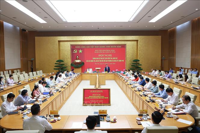 Hội nghị thông qua dự thảo kết quả kiểm tra, giám sát của Bộ Chính trị, Ban Bí thư đối với Ban Thường vụ Đảng uỷ Chính phủ. Ảnh: Dương Giang-TTXVN