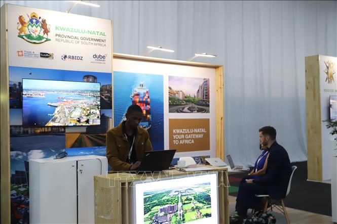 Giới thiệu về cơ hội đầu tư tại tỉnh KwaZulu-Natal tại Hội nghị Đầu tư Nam Phi 2026. Ảnh: Hồng Minh - p/v TTXVN tại Nam Phi