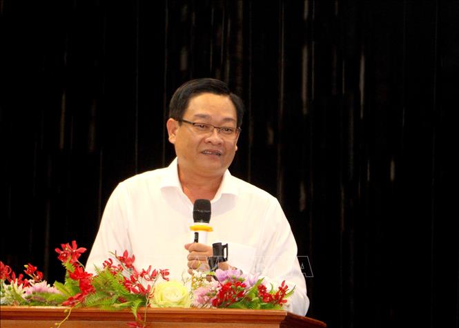 Phó Giám đốc Sở Công thương tỉnh Vĩnh Long Phạm Phước Trãi phát biểu tại chương trình. Ảnh: Phúc Sơn – TTXVN.