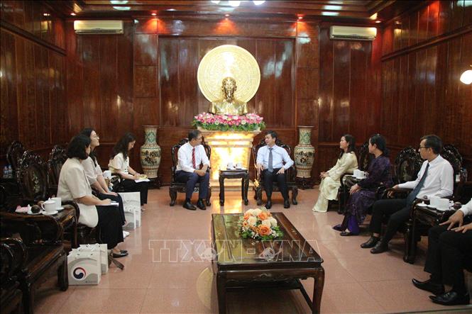 Quang cảnh buổi làm việc. Ảnh: Nguyễn Hằng - TTXVN