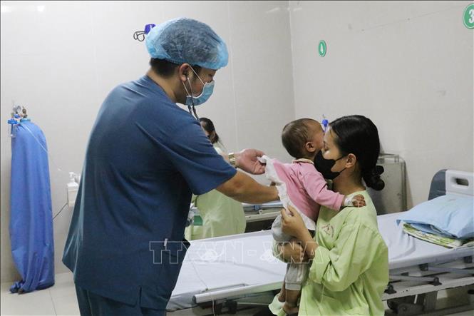 Đến nay, hoạt động chức năng của bệnh nhi đều trở về bình thường và trẻ sẽ được xuất viện sớm. Ảnh: Hải Yến – TTXVN