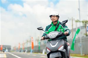 Grab hỗ trợ tài xế xe xăng, xe điện tuần thứ 4 liên tiếp