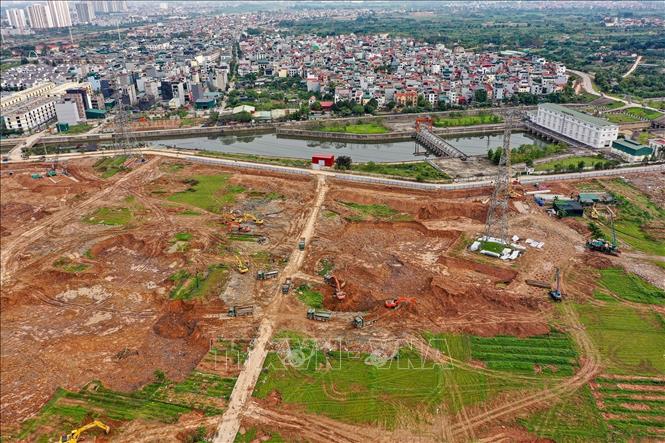 Công trình góp phần tăng khả năng tiêu thoát nước cho Trạm bơm Yên Nghĩa. Ảnh: Trung Nguyên - TTXVN