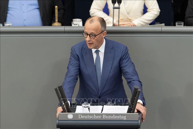 Thủ tướng Đức Friedrich Merz phát biểu tại phiên họp của Hạ viện ở Berlin, ngày 18/3/2026. Ảnh: THX/TTXVN