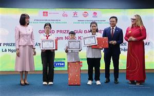 10 năm cuộc thi vẽ 'Đan Mạch trong mắt em': Tương lai xanh qua lăng kính trẻ em