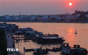 Vẻ đẹp rất riêng của chợ nổi Cái Răng ở thành phố Cần Thơ