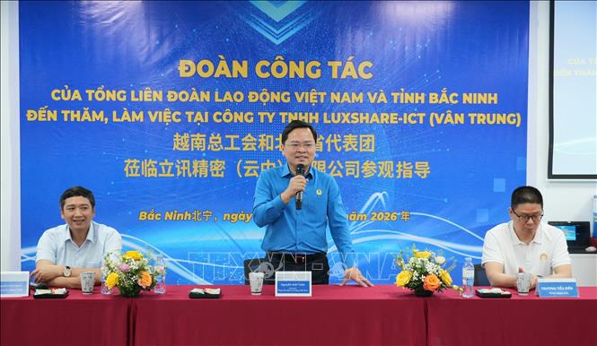 Chủ tịch Tổng LĐLĐ Việt Nam Nguyễn Anh Tuấn phát biểu. Ảnh: Đồng Thúy- TTXVN