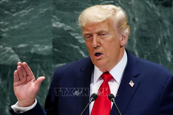 Tổng thống Mỹ Donald Trump nhấn mạnh ưu tiên hàng đầu là củng cố sức mạnh quân sự, cho rằng Mỹ cần “đảm bảo hòa bình thông qua sức mạnh”. Ảnh: ANI/TTXVN