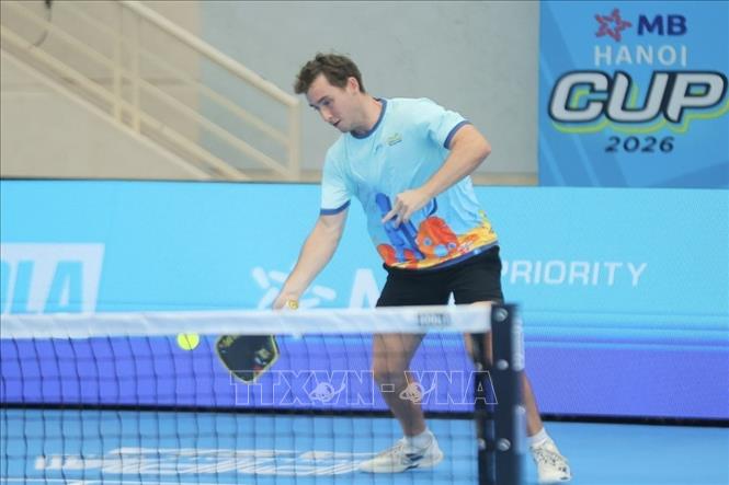 VĐV Dylan Frazier nhận thất bại 0-2 trước Lý Hoàng Nam. Ảnh: Minh Quyết - TTXVN