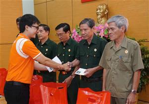 Thăm và tặng quà tri ân các cựu chiến binh tại TP Hồ Chí Minh