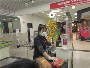 Sinh viên làm bán thời gian bị truy thu BHYT: Doanh nghiệp làm đúng hay sai?