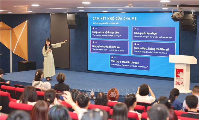 TS. Nguyễn Thị Thu Anh chia sẻ kinh nghiệm 