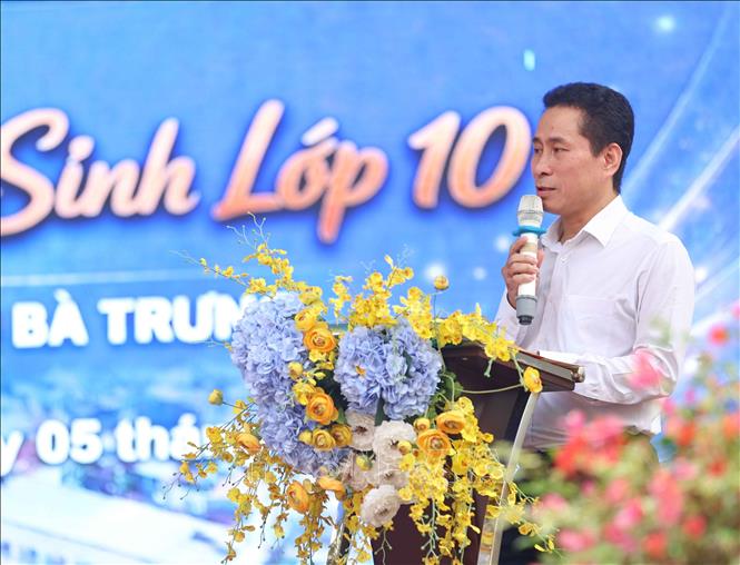 Nhà giáo Lê Việt Dương, Hiệu trưởng Trường THPT Đoàn Kết - Hai Bà Trưng (Hà Nội) giải đáp những thắc mắc, băn khoăn của nhiều phụ huynh trong chương trình 