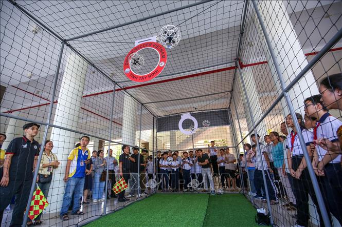Các trận đấu được tổ chức tuân thủ nghiêm ngặt các quy định về an toàn và kỹ thuật. Ảnh: Giang Phương - TTXVN