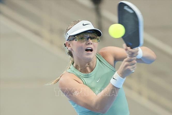 Ở nội dung đôi nữ, cặp Anna Leigh Waters / Anna Bright thể hiện sức mạnh vượt trội, giành ngôi vô địch. Ảnh: Minh Quyết - TTXVN