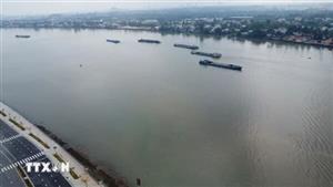 Quy định mới về vận tải hàng hóa siêu trường, siêu trọng đường thủy