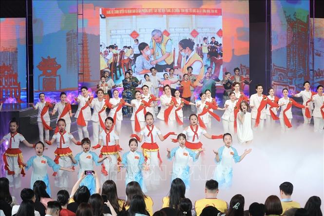 Chương trình nghệ thuật “Nhân dân khỏe mạnh – Đất nước phát triển”. Ảnh: Minh Quyết - TTXVN