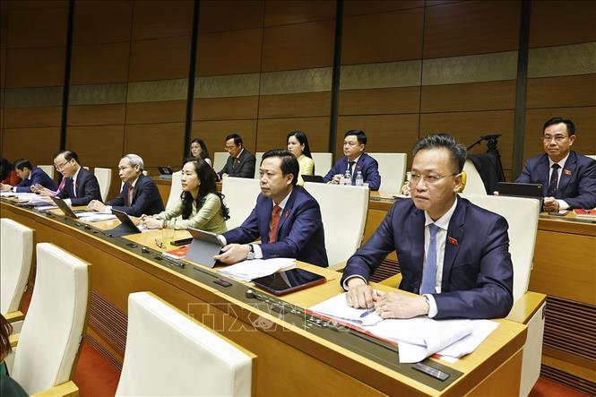 Đoàn đại biểu Quốc hội tỉnh Hưng Yên dự khai mạc Kỳ họp thứ Nhất, Quốc hội khóa XVI. Ảnh: Doãn Tấn - TTXVN