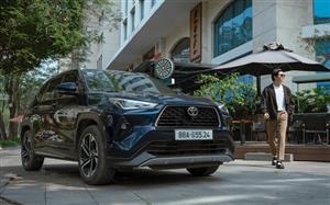 Khách hàng tích cực mua xe hybrid, Toyota tăng doanh số gấp 3