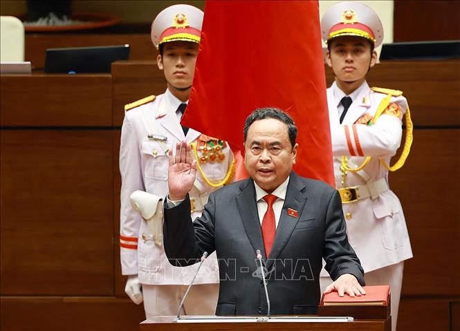 Chủ tịch Quốc hội khóa XVI Trần Thanh Mẫn tuyên thệ nhậm chức. Ảnh: Dương Giang - TTXVN