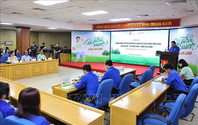 Quang cảnh Chương trình giao lưu Thanh niên tuyên truyền về chăm sóc sức khỏe năm 2026 với chủ đề “Lá phổi xanh - Sống an lành”. Ảnh: Minh Đức – TTXVN