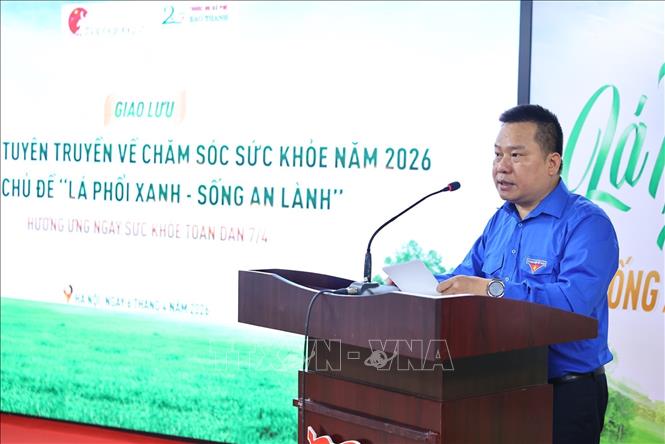 Đồng chí Hoàng Tuấn Việt - Ủy viên Đoàn Chủ tịch Ủy ban Trung ương Hội LHTN Việt Nam, Trưởng Ban biên tập Cổng tri thức Thánh Gióng phát biểu. Ảnh: Minh Đức – TTXVN