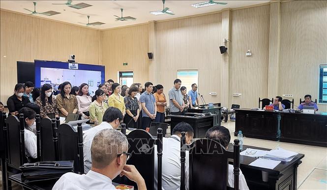 Quang cảnh phiên toà ngày 6/4. Ảnh: TTXVN phát