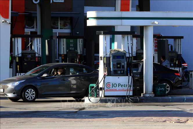 Một trạm xăng ở Amman, Jordan. Ảnh: THX/TTXVN