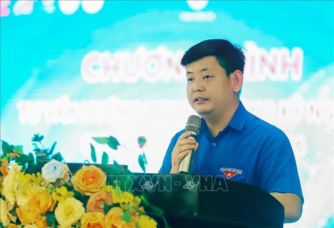 Phó Bí thư Tỉnh đoàn Sơn La, Lò Văn Cường phát biểu tại chương trình. Ảnh: Trọng Đạt-TTXVN