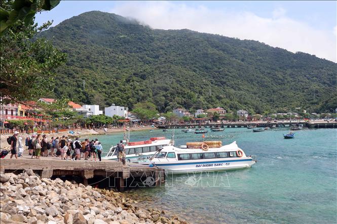 Cu Lao Cham island in Tan Hiep commune, the central city of Da Nang, attracts tourists. VNA Photo: Đỗ Trưởng