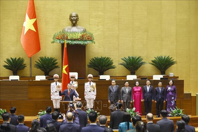 Thủ tướng Chính phủ Lê Minh Hưng tuyên thệ nhậm chức. Ảnh: Dương Giang - TTXVN
