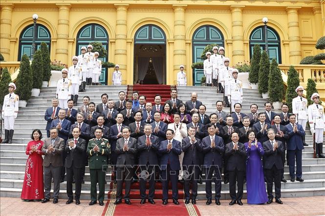 Tổng Bí thư, Chủ tịch nước Tô Lâm chụp ảnh chung với các đại biểu. Ảnh: Thống Nhất - TTXVN