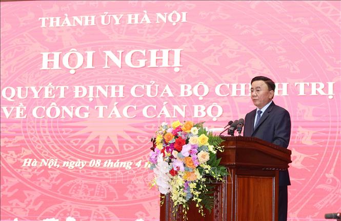 Đồng chí Trần Cẩm Tú, Ủy viên Bộ Chính trị, Thường trực Ban Bí thư phát biểu tại hội nghị. Ảnh: Phương Hoa - TTXVN