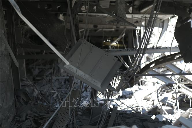 Cảnh tàn phá do xung đột tại Tehran, Iran, ngày 7/4/2026. Ảnh: THX/TTXVN