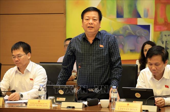 Đại biểu Quốc hội tỉnh Lâm Đồng Nguyễn Trường Giang phát biểu. Ảnh: Tuấn Anh - TTXVN