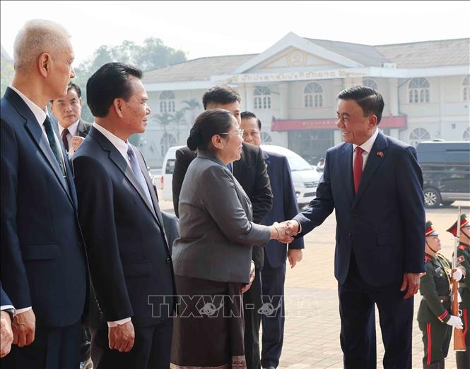 Lễ đón chính thức Thường trực Ban Bí thư Trần Cẩm Tú và Đoàn đại biểu cấp cao Việt Nam. Ảnh: Phương Hoa – TTXVN