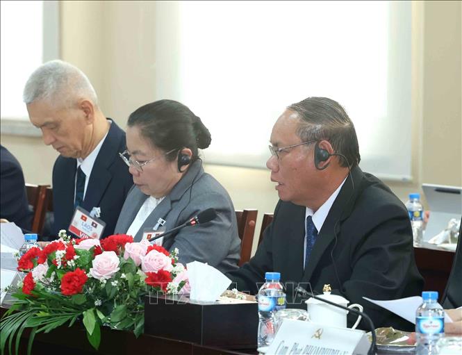 Thường trực Ban Bí thư Trung ương Đảng Nhân dân Cách mạng Lào Vilay Lakhamphong phát biểu tại cuộc hội đàm với Thường trực Ban Bí thư Trần Cẩm Tú. Ảnh: Phương Hoa – TTXVN
