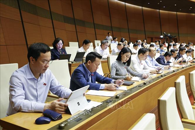 Đoàn đại biểu Quốc hội tỉnh Thanh Hoá dự phiên họp. Ảnh: Doãn Tấn - TTXVN