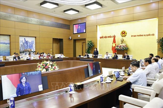 Quang cảnh phiên họp. Ảnh: Doãn Tấn - TTXVN