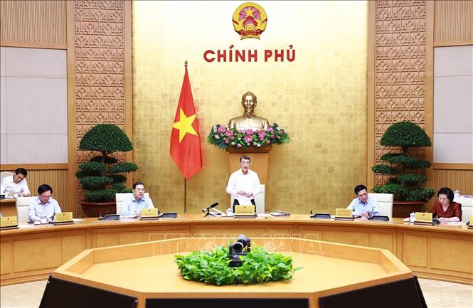 Thủ tướng Chính phủ Lê Minh Hưng chủ trì họp Thường trực Chính phủ và Thường trực Đảng ủy Chính phủ. Ảnh: Dương Giang-TTXVN
