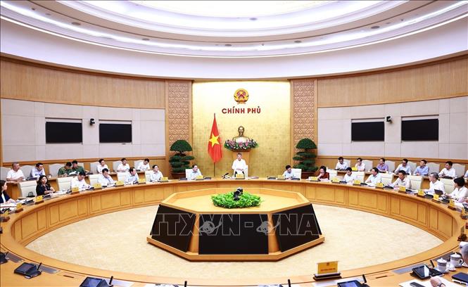 Thủ tướng Chính phủ Lê Minh Hưng chủ trì họp Thường trực Chính phủ và Thường trực Đảng ủy Chính phủ. Ảnh: Dương Giang-TTXVN
