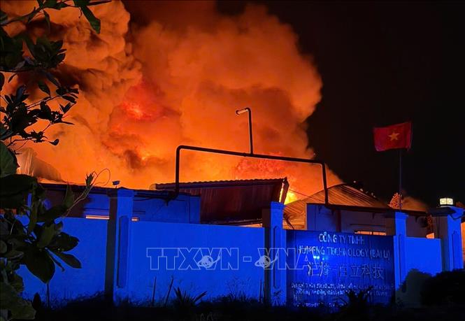 Hiện trường nơi xảy ra vụ cháy. Ảnh: TTXVN phát