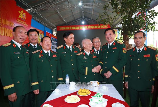 Các đại biểu dự buổi lễ. Ảnh: Trọng Đức - TTXVN