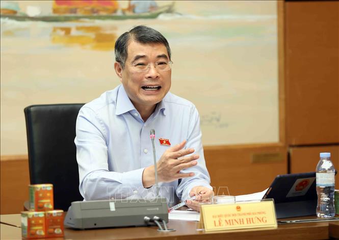 Thủ tướng Lê Minh Hưng, Đại biểu Quốc hội thành phố Hải Phòng phát biểu tại tổ. Ảnh: An Đăng - TTXVN