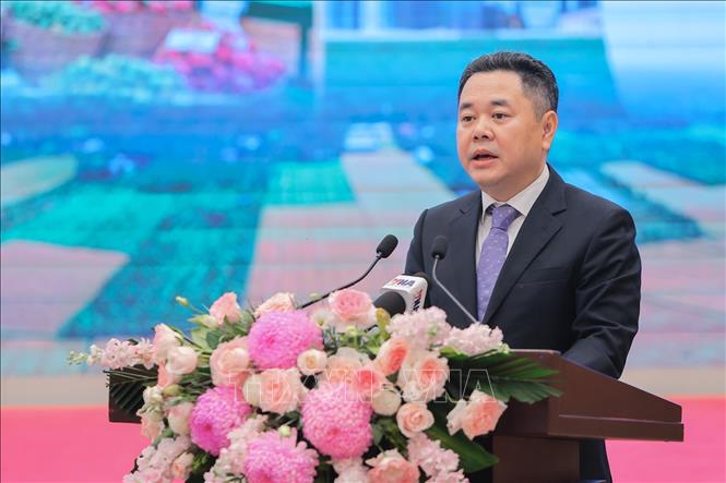 Ông Nguyễn Ngọc Cảnh, Phó Thống đốc Ngân hàng nhà nước Việt Nam, Uỷ viên Ban chỉ đạo quốc gia về kinh tế tập thể phát biểu tại Diễn đàn. Ảnh: Lê Đông - TTXVN