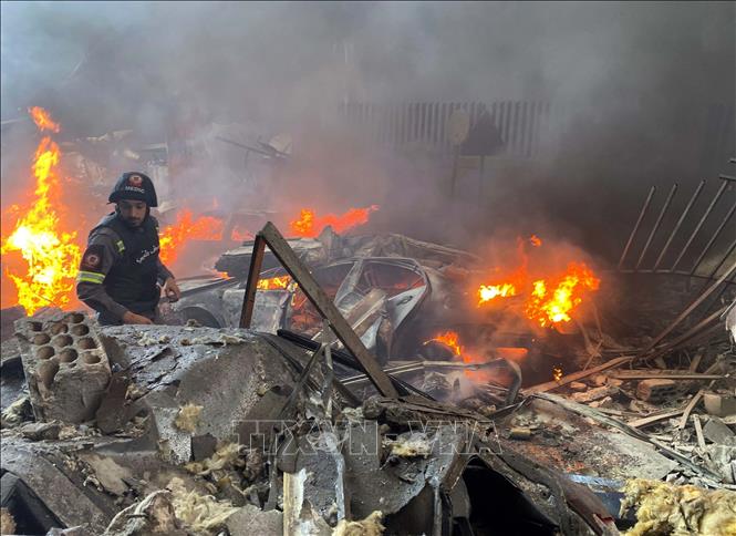 Ít nhất 254 người thiệt mạng và 1.165 người bị thương trong các cuộc không kích do Israel tiến hành nhằm vào Liban ngày 8/4/2026. Đây là các cuộc không kích quy mô lớn nhất kể từ khi xung đột với giữa Israel và Hezbollah bùng phát tháng trước và là ngày ghi nhận số thương vong cao nhất kể từ khi xung đột bùng phát ngày 2/3. Ảnh: THX/TTXVN